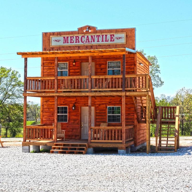 Hotel Diamonds Old West Murfreesboro Esterno foto